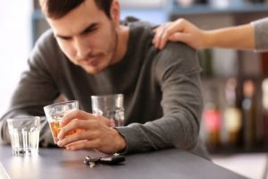 Man med riskbruk av alkohol
